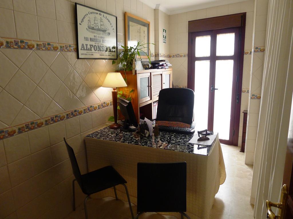 Hostel Conil Conil De La Frontera Buitenkant foto